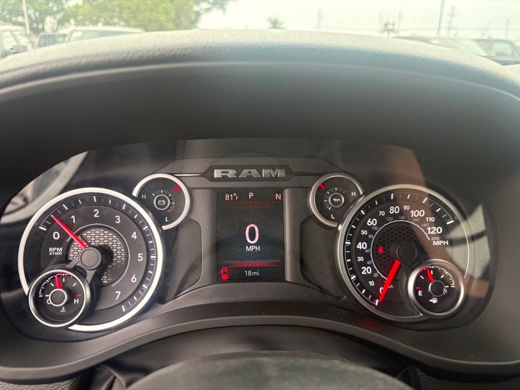 2026 RAM 1500 RAM 1500 TRADESMAN CREW CAB 4X4 5'7' BOX