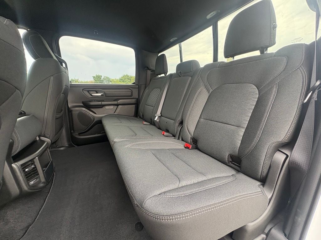 2026 RAM 1500 RAM 1500 TRADESMAN CREW CAB 4X4 5'7' BOX