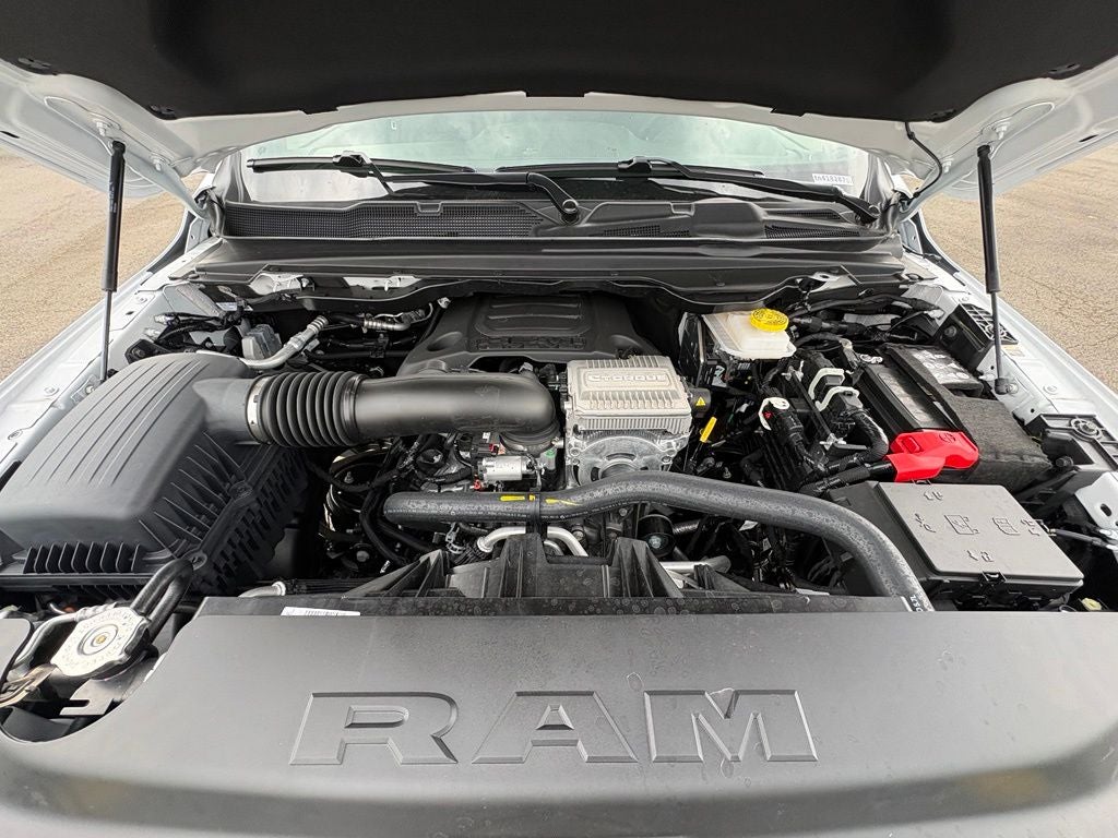 2026 RAM 1500 RAM 1500 TRADESMAN CREW CAB 4X4 5'7' BOX