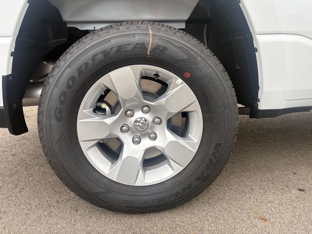 2026 RAM 1500 RAM 1500 TRADESMAN CREW CAB 4X4 5'7' BOX