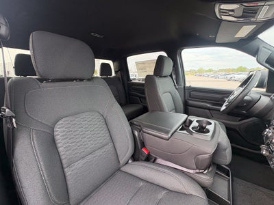 2027 RAM Ram 1500 RAM 1500 EXPRESS CREW CAB 4X4 5'7' BOX