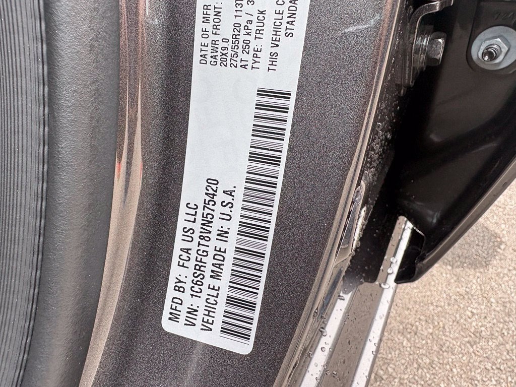 2027 RAM Ram 1500 RAM 1500 EXPRESS CREW CAB 4X4 5'7' BOX