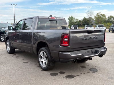 2027 RAM Ram 1500 RAM 1500 EXPRESS CREW CAB 4X4 5'7' BOX