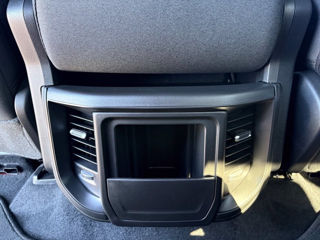 2027 RAM Ram 1500 RAM 1500 EXPRESS CREW CAB 4X4 5'7' BOX