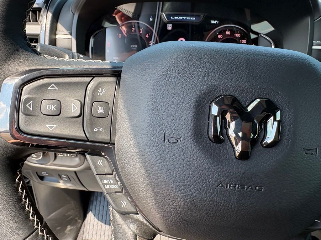 2027 RAM Ram 1500 RAM 1500 LIMITED CREW CAB 4X4 5'7' BOX