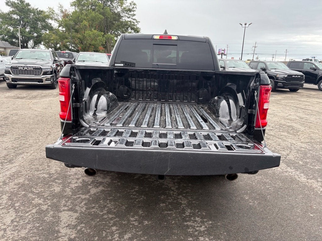 2025 RAM 1500 Laramie Crew Cab 4x4 5'7' Box