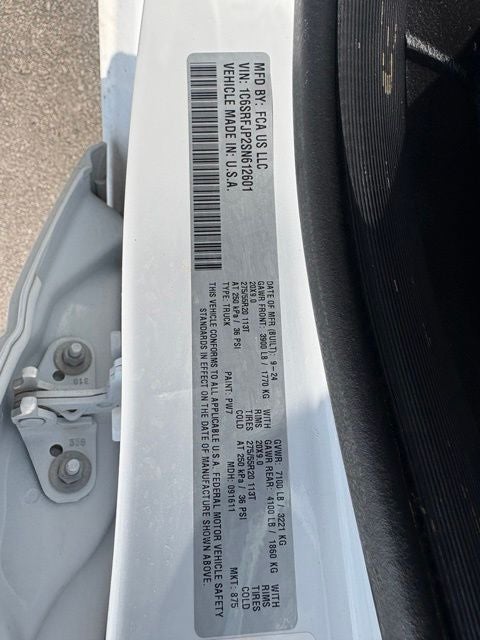 2025 RAM 1500 Laramie Crew Cab 4x4 5'7' Box