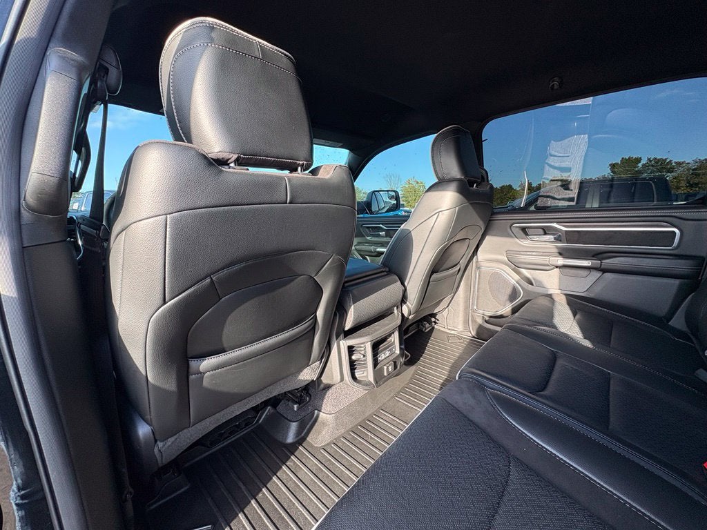 2025 RAM 1500 Laramie Crew Cab 4x4 5'7' Box