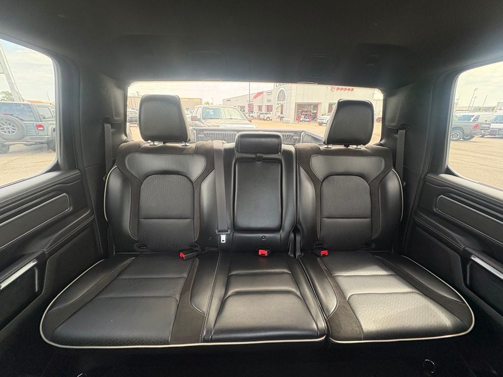 2024 RAM 1500 Laramie Crew Cab 4x4 5'7' Box