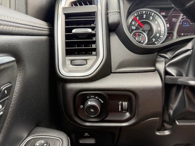 2024 RAM 1500 Laramie Crew Cab 4x4 5'7' Box