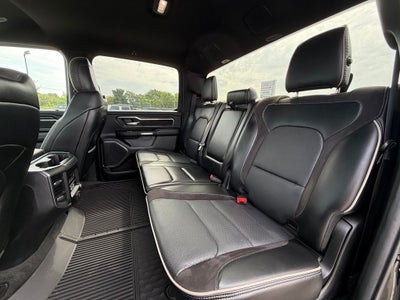 2024 RAM 1500 Laramie Crew Cab 4x4 5'7' Box