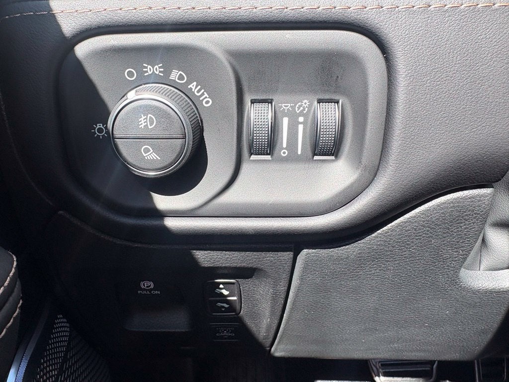 2027 RAM Ram 1500 RAM 1500 TUNGSTEN CREW CAB 4X4 5'7' BOX