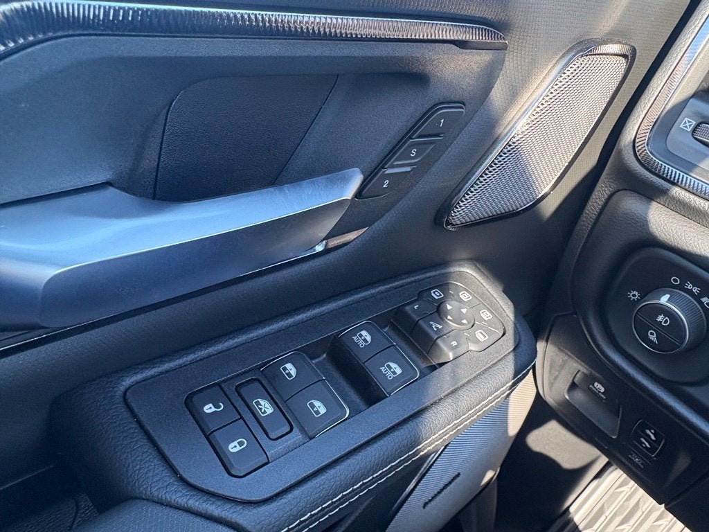 2027 RAM Ram 1500 RAM 1500 REBEL CREW CAB 4X4 5'7' BOX