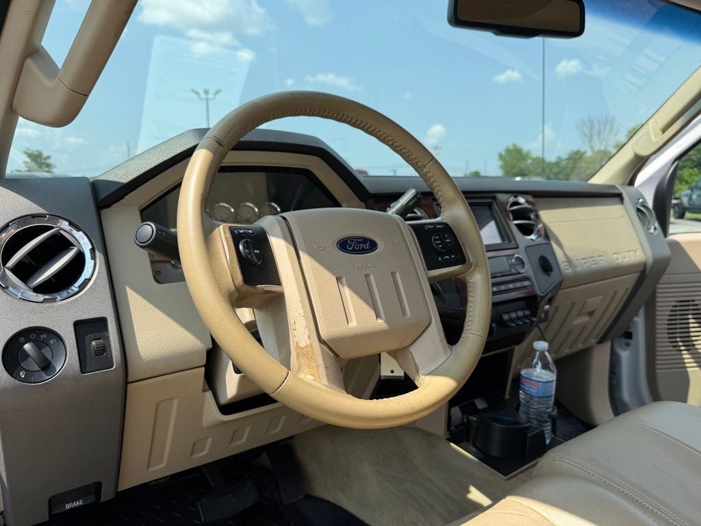 2010 Ford Super Duty F-350 SRW Lariat