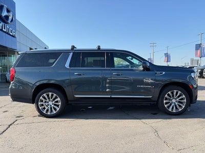 2021 GMC Yukon XL 4WD Denali