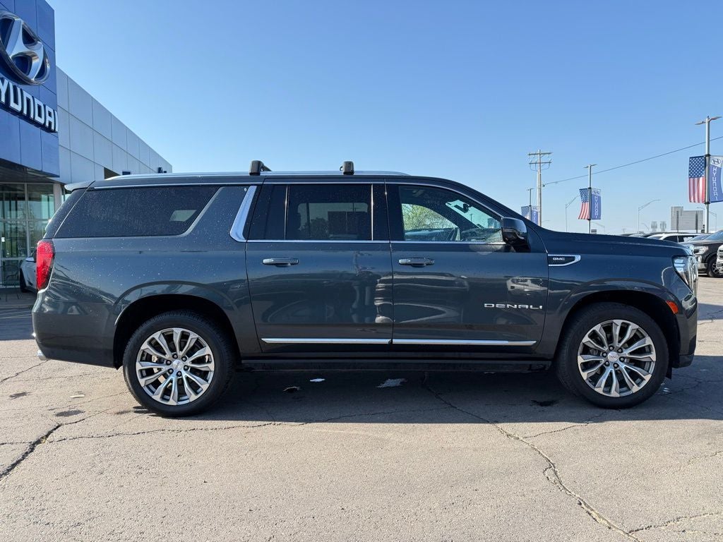 2021 GMC Yukon XL 4WD Denali