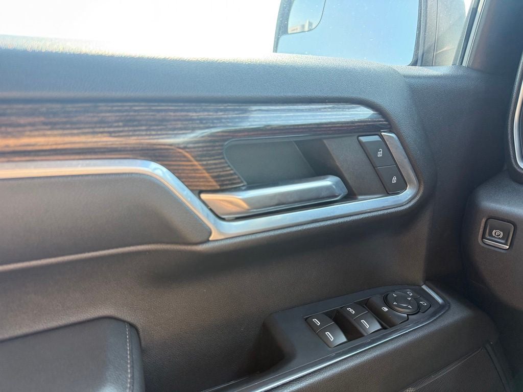 2022 GMC Sierra 1500 4WD Crew Cab Short Box Elevation