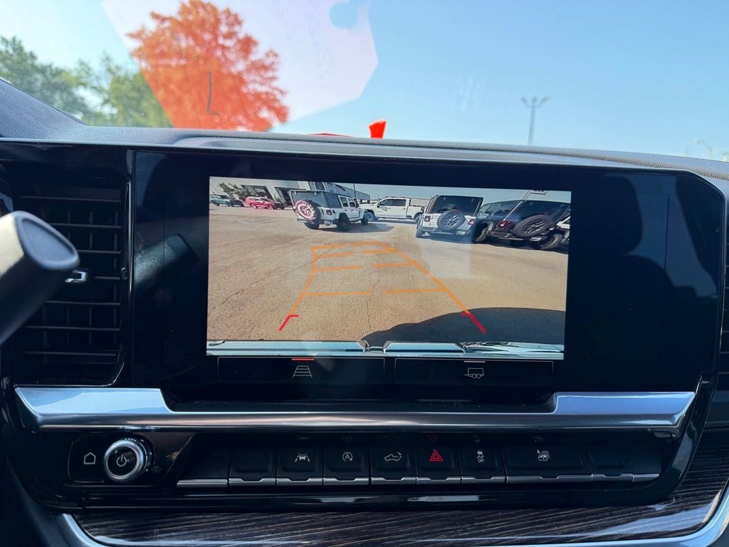 2022 GMC Sierra 1500 4WD Crew Cab Short Box Elevation
