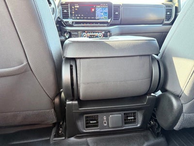 2022 GMC Sierra 1500 4WD Crew Cab Short Box Elevation