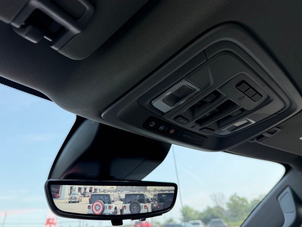2024 GMC Sierra 1500 4WD Crew Cab Short Box Denali