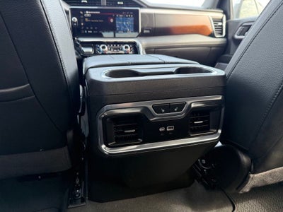 2024 GMC Sierra 1500 4WD Crew Cab Short Box Denali