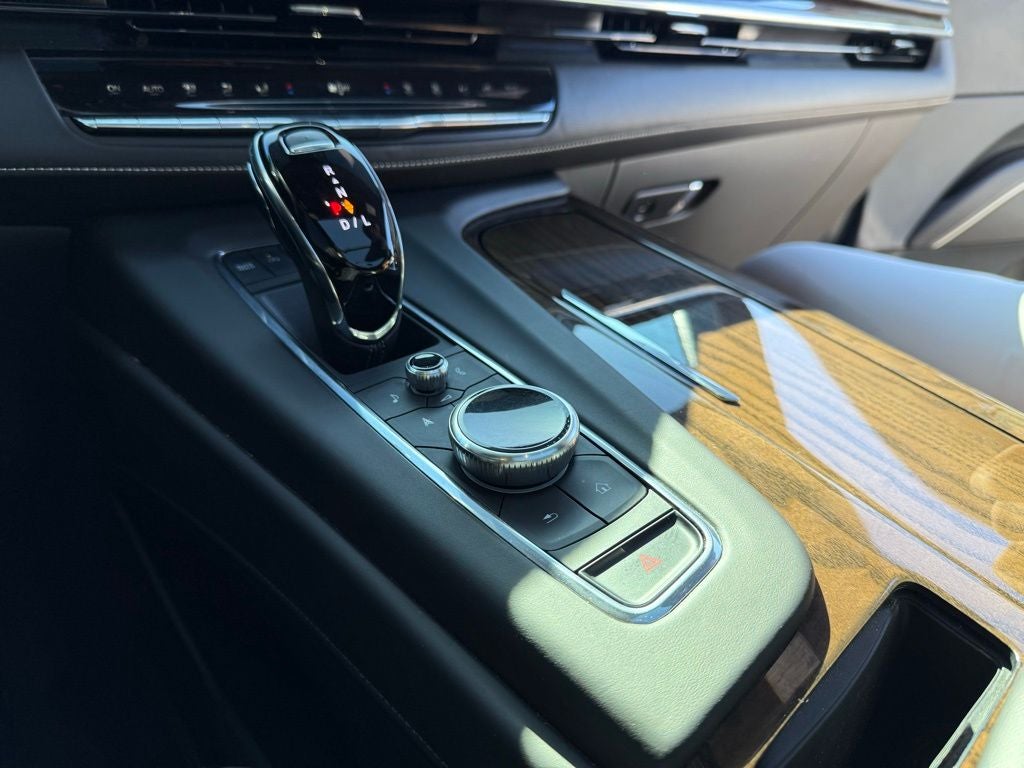 2023 Cadillac Escalade 4WD Sport Platinum
