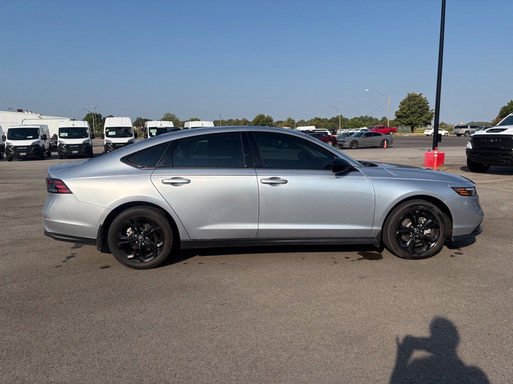 2025 Honda Accord Sedan SE
