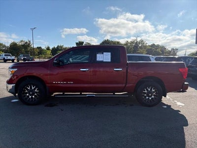 2018 Nissan TITAN SV