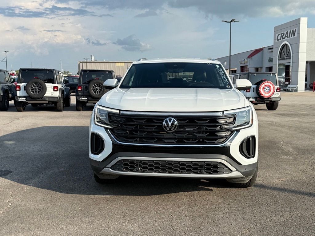 2025 Volkswagen Atlas Cross Sport 2.0T SE w/Technology