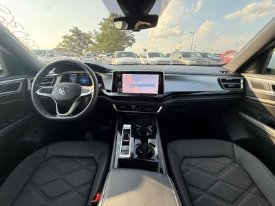 2025 Volkswagen Atlas Cross Sport 2.0T SE w/Technology