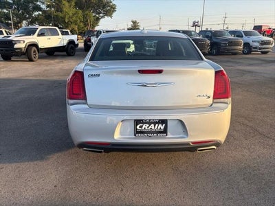 2019 Chrysler 300 300S