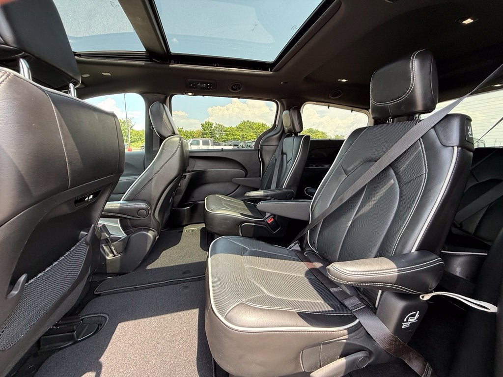 2025 Chrysler Pacifica Limited
