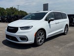 2025 Chrysler Pacifica Pinnacle