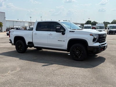 2025 Chevrolet Silverado 2500HD 4WD Crew Cab Standard Bed LTZ