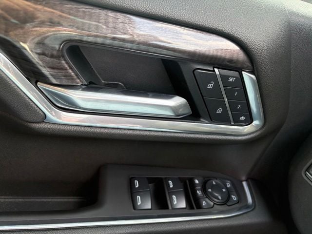 2025 Chevrolet Silverado 2500HD 4WD Crew Cab Standard Bed LTZ