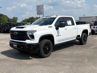 2025 Chevrolet Silverado 2500HD 4WD Crew Cab Standard Bed LTZ