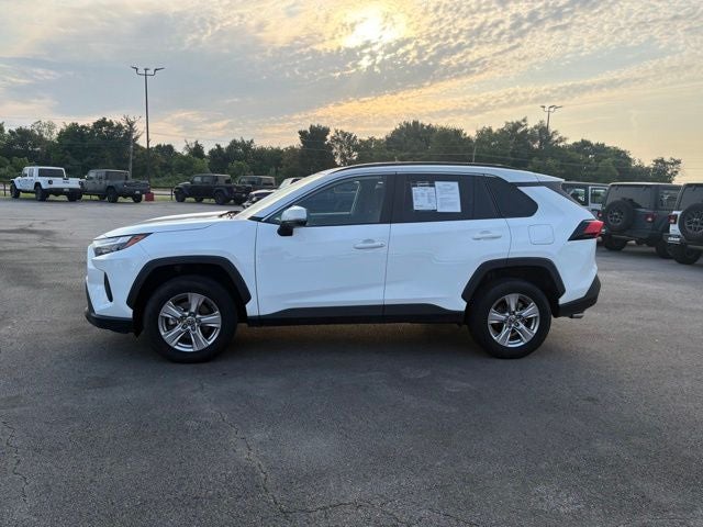 2025 Toyota RAV4 XLE