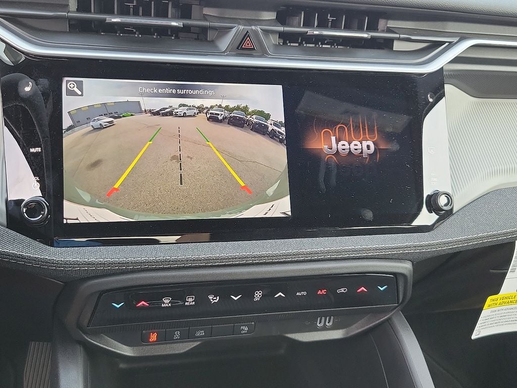 2026 Jeep Cherokee CHEROKEE LAREDO 4X4