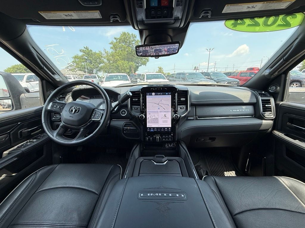 2024 RAM 3500 Limited Crew Cab 4x4 6'4' Box