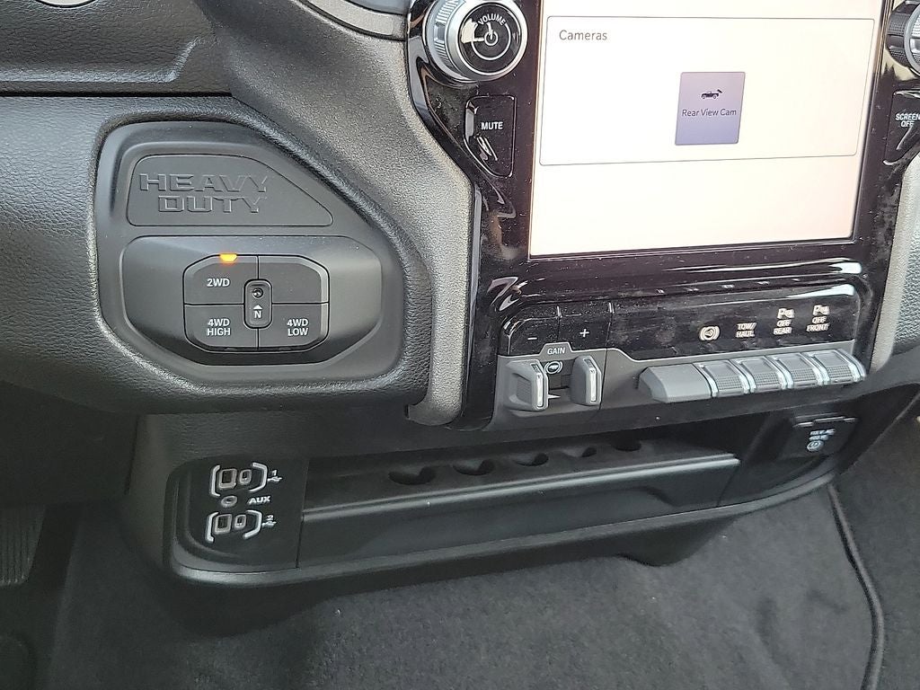2025 RAM Ram 2500 RAM 2500 TRADESMAN CREW CAB 4X4 6'4' BOX