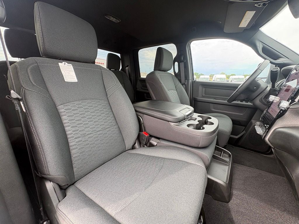 2025 RAM Ram 2500 RAM 2500 TRADESMAN CREW CAB 4X4 6'4' BOX