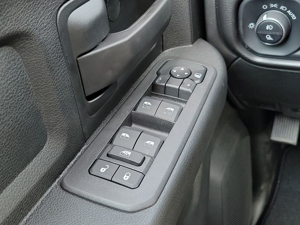 2025 RAM Ram 2500 RAM 2500 TRADESMAN CREW CAB 4X4 6'4' BOX
