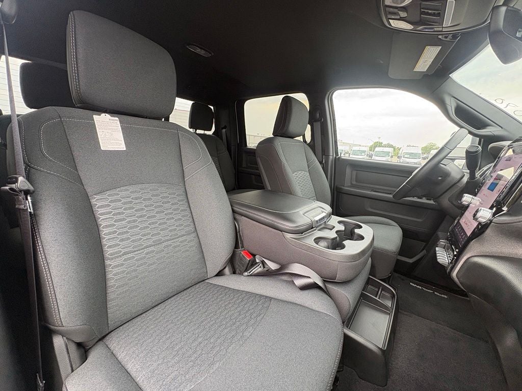 2025 RAM Ram 2500 RAM 2500 TRADESMAN CREW CAB 4X4 6'4' BOX