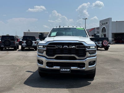 2025 RAM 2500 Tradesman Crew Cab 4x4 8' Box