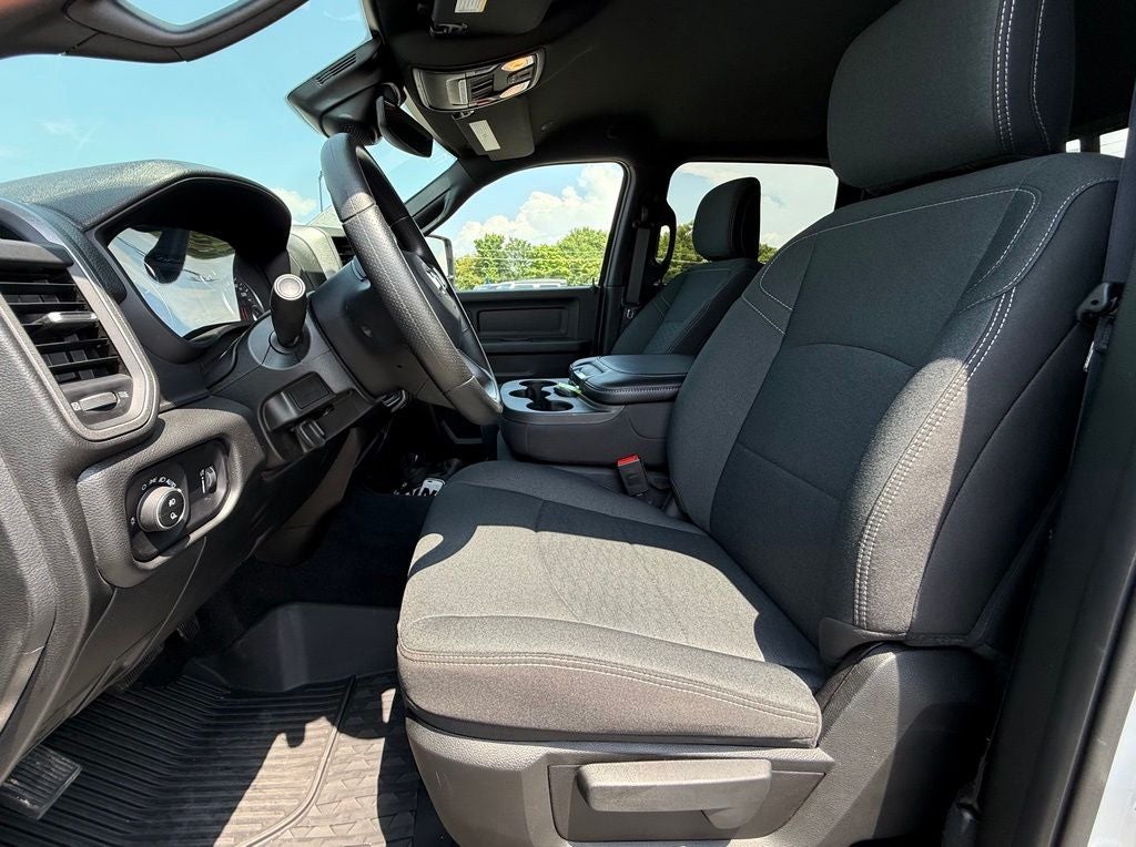 2025 RAM 2500 Tradesman Crew Cab 4x4 8' Box