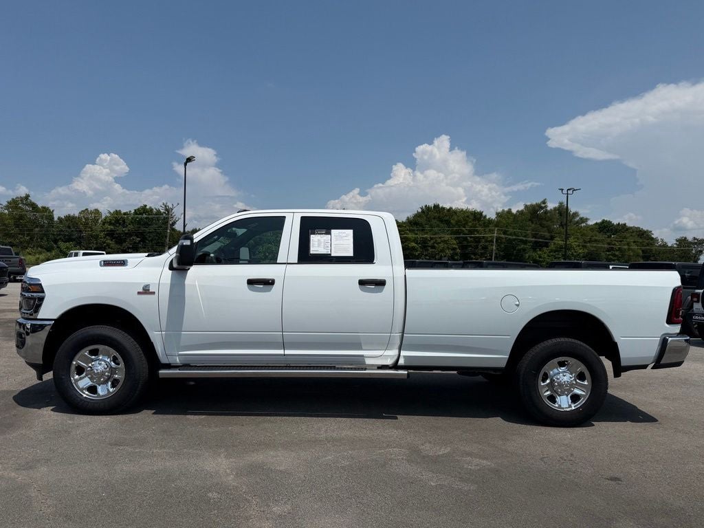 2025 RAM 2500 Tradesman Crew Cab 4x4 8' Box