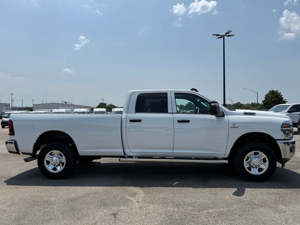 2025 RAM 2500 Tradesman Crew Cab 4x4 8' Box