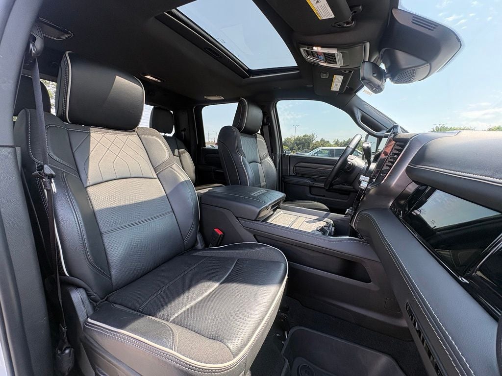 2025 RAM 2500 Limited Crew Cab 4x4 6'4' Box