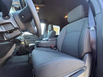 2027 RAM Ram 3500 RAM 3500 TRADESMAN CREW CAB 4X4 8' BOX