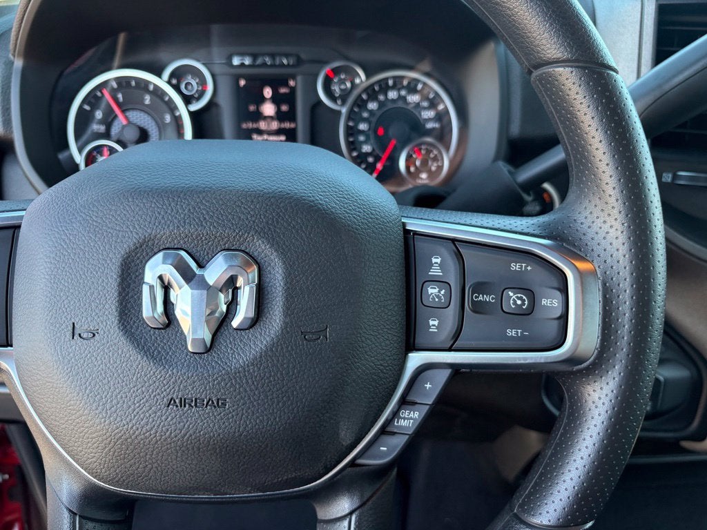 2027 RAM Ram 3500 RAM 3500 TRADESMAN CREW CAB 4X4 8' BOX